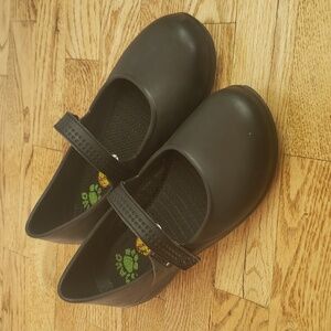 (8) DAWGS Mary Jane Classic Minimalist Comfort Retro Dorm Ready Academia